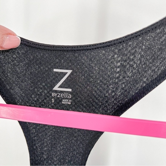 Z by Zella black tank top - Picture 2 of 5